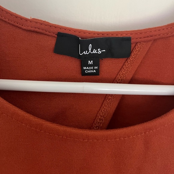 Lulu’s Fitted Tie Back Tank - Picture 3 of 5